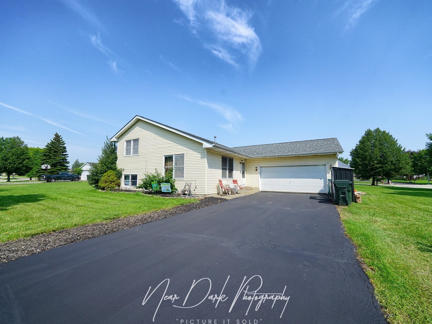 4004 Ridge Road Zion, IL 60099 - Photo 1 of 12 Gallery Image 1