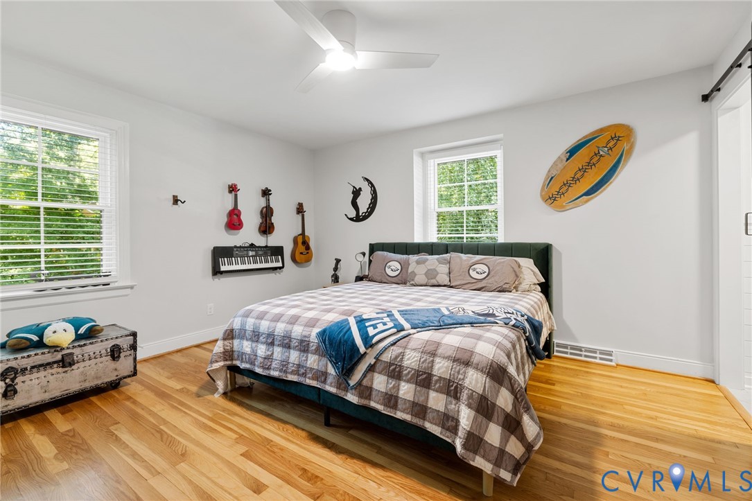 2360 Castlebridge Road Midlothian, VA 23113 - Photo 27 of 50 a bedroom with a bed and a window