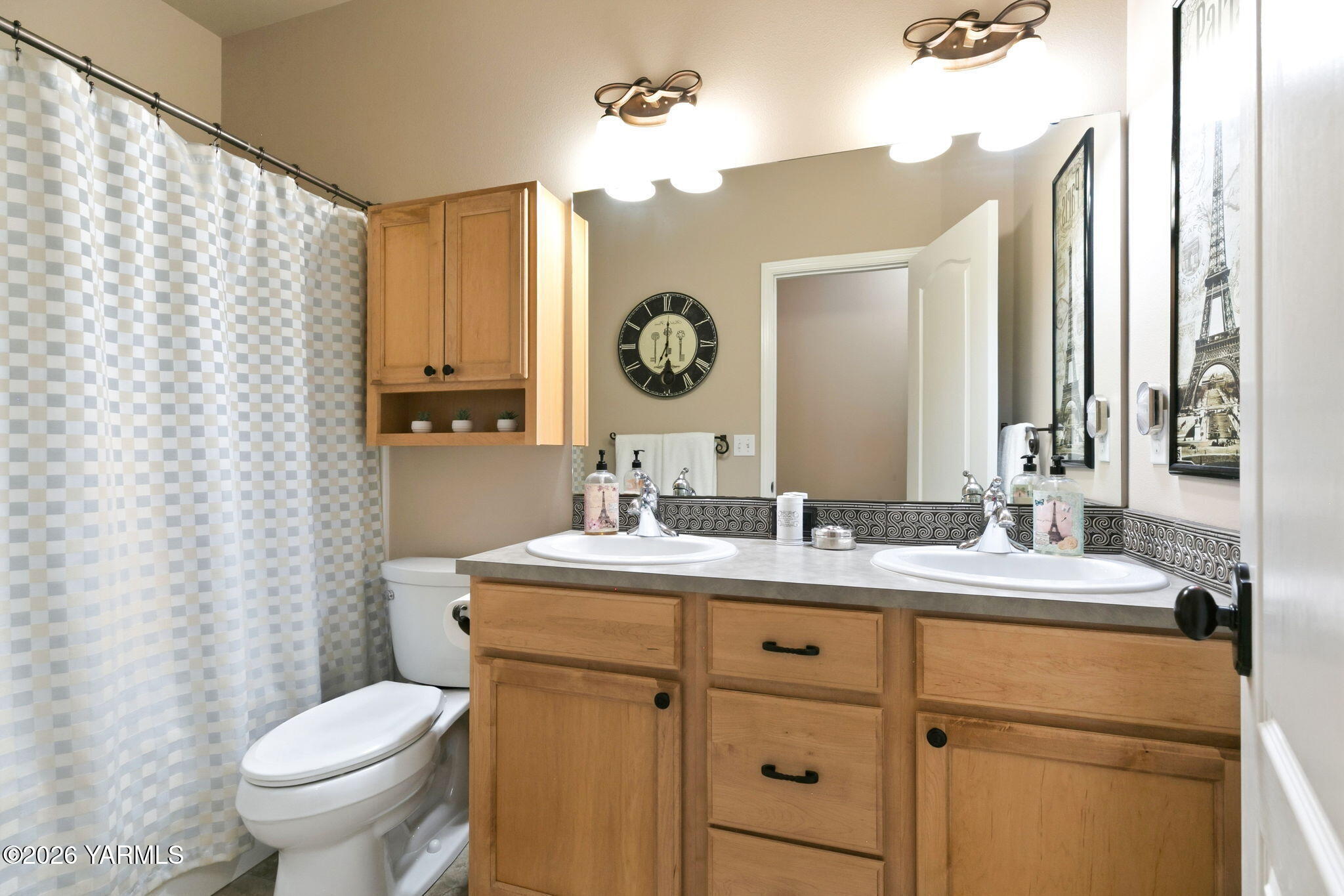 6360 Naches Heights Road Yakima, WA 98908 - Photo 34 of 38 Bathroom 2