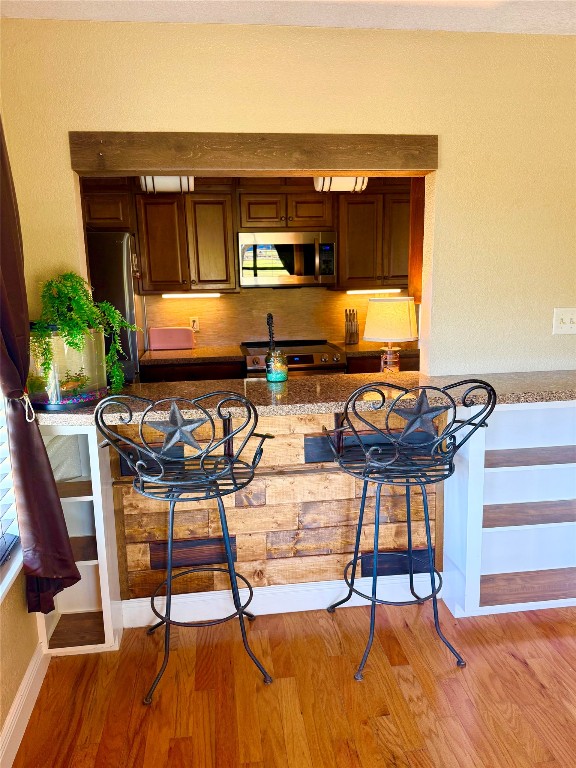 211 Rabbit Hollow Lane Georgetown, TX 78626 - Photo 16 of 34 a view of a chairs and table in the terrace