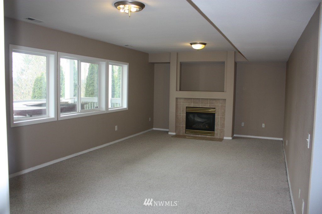 2107 Davis Avenue South Renton, WA 98055 - Photo 13 of 19