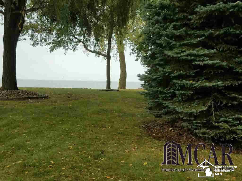 4328 Dewey Road Newport, MI 48166 - Photo 41 of 45 21378366-40.JPG