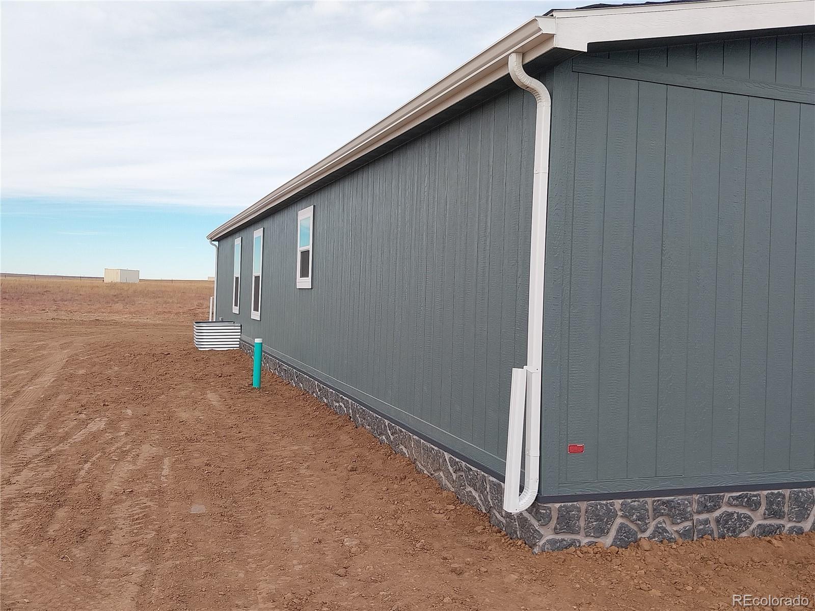 898 North Ramah Highway Yoder, CO 80864 - Photo 4 of 18 a close up of a storage