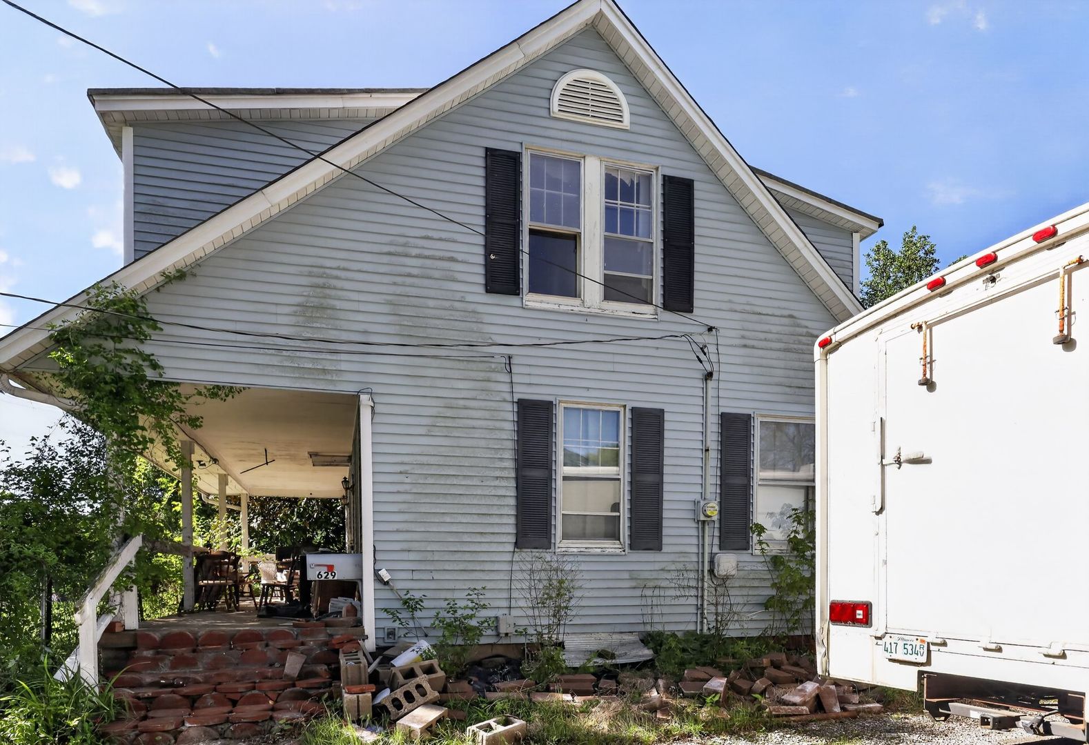 629 Royal Heights Road Belleville, IL 62226 - Photo 3 of 15