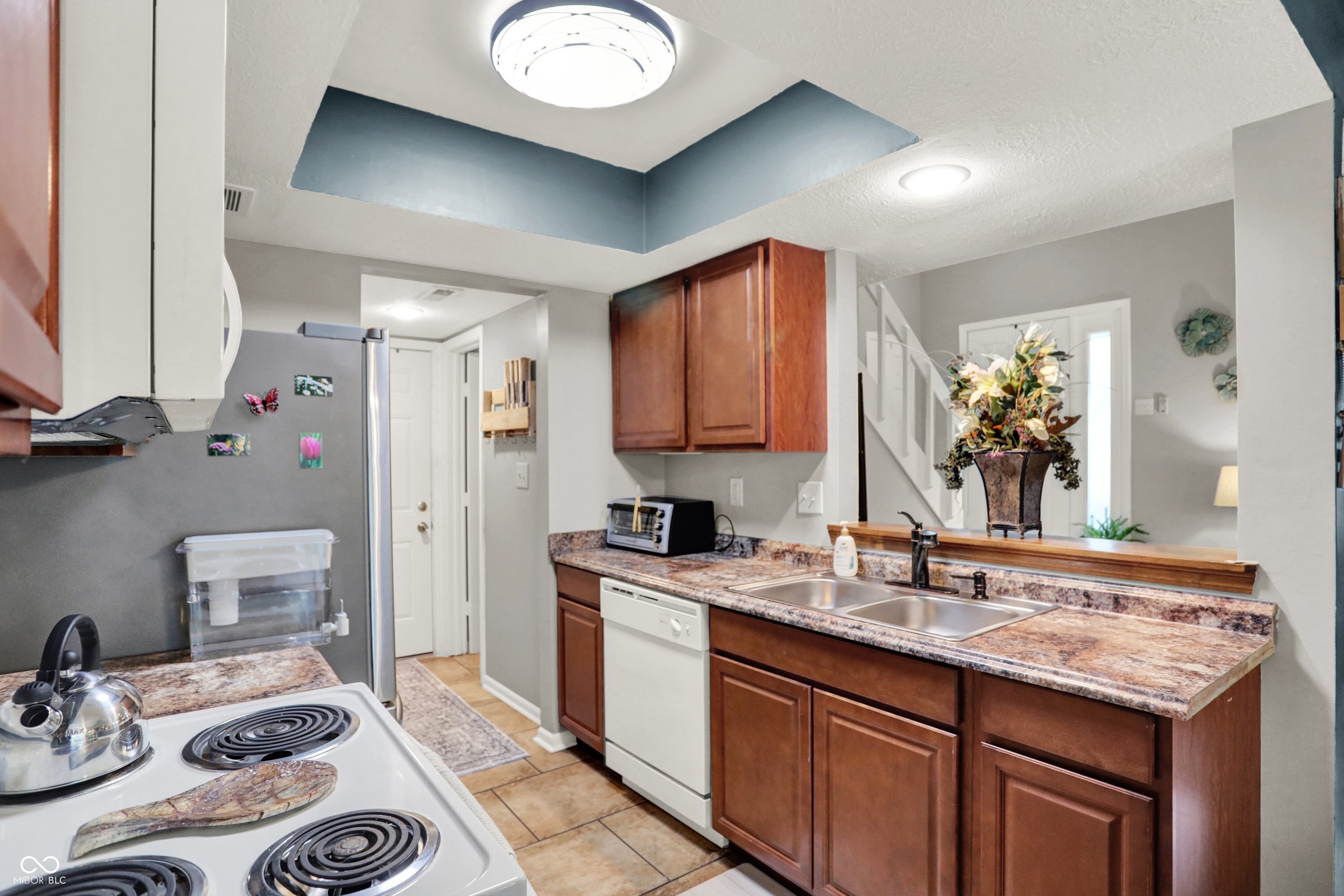 7813 Hunters Path Indianapolis, IN 46214 - Photo 13 of 37