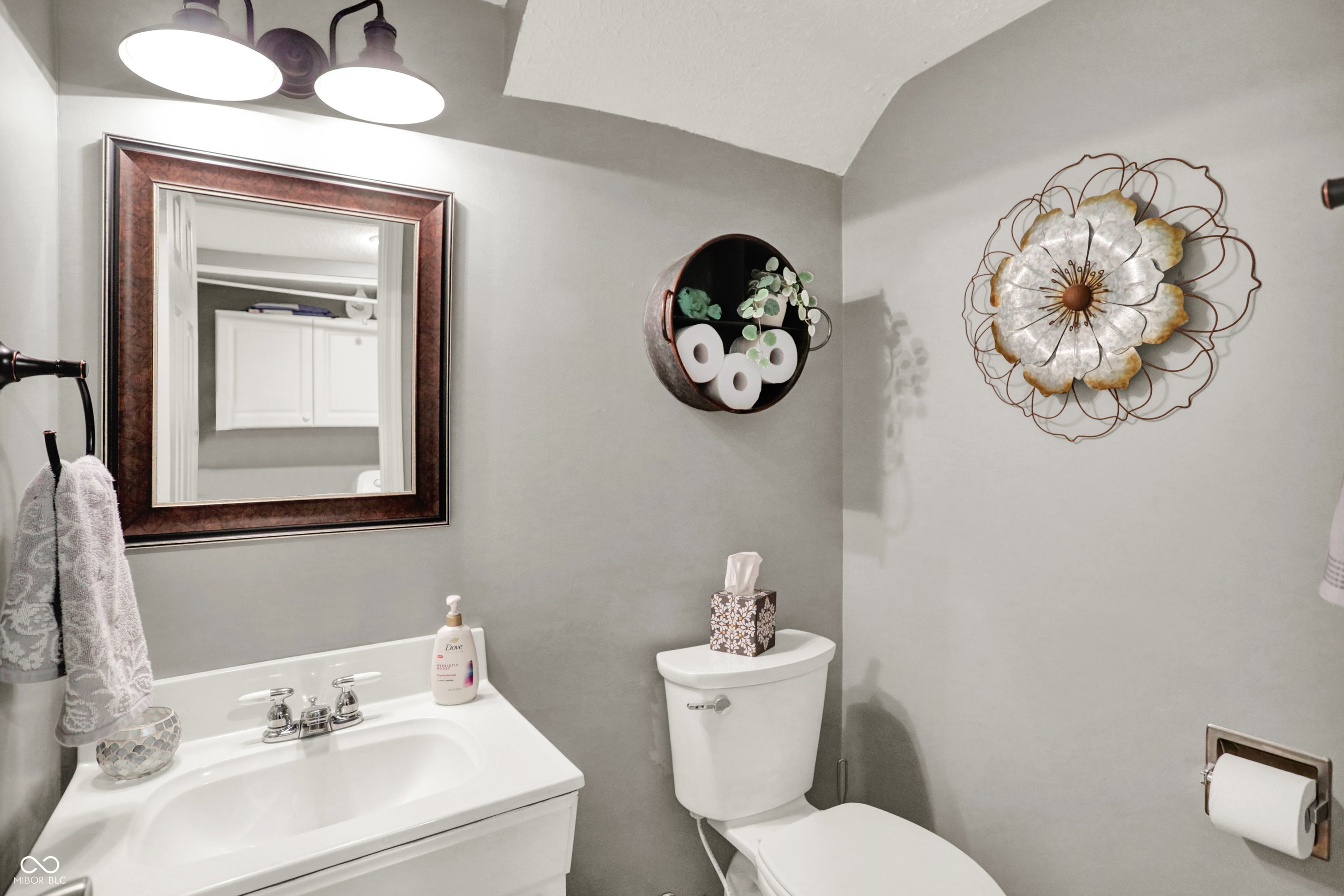 7813 Hunters Path Indianapolis, IN 46214 - Photo 19 of 37