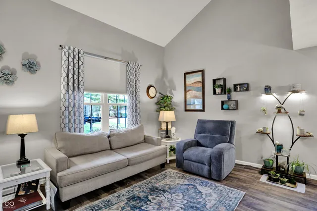 $170,000 | 7813 Hunters Path, Indianapolis, IN 46214