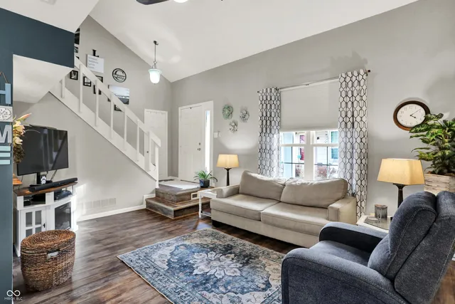 $170,000 | 7813 Hunters Path, Indianapolis, IN 46214