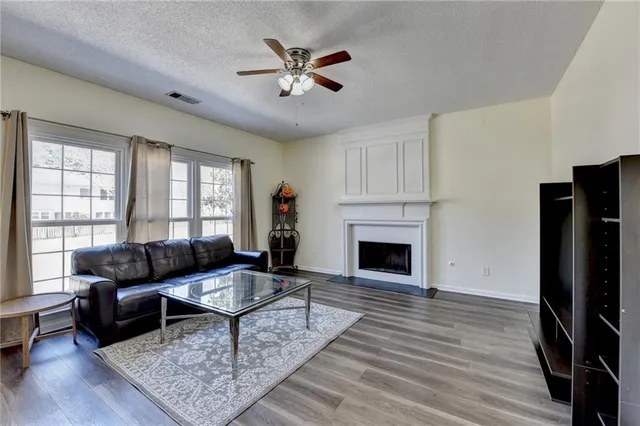 $2,999 | 435 Leasingham Way, Duluth, GA 30097