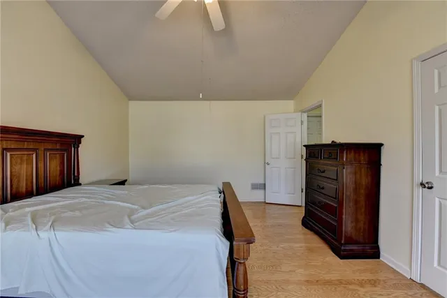 $2,999 | 435 Leasingham Way, Duluth, GA 30097