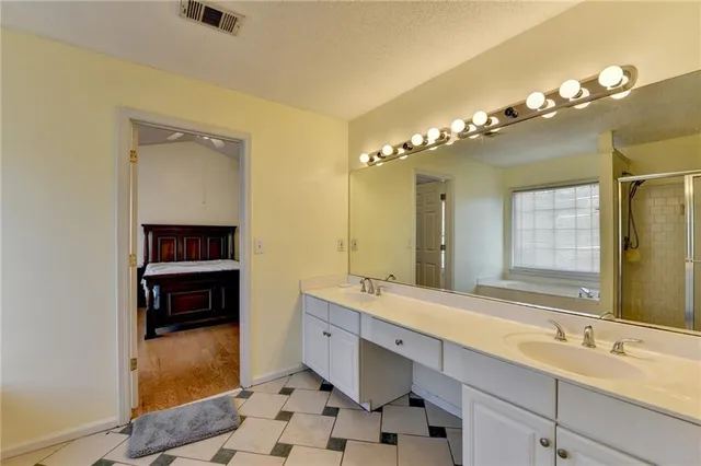 $2,999 | 435 Leasingham Way, Duluth, GA 30097