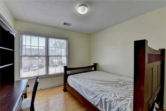 $2,999 | 435 Leasingham Way, Duluth, GA 30097