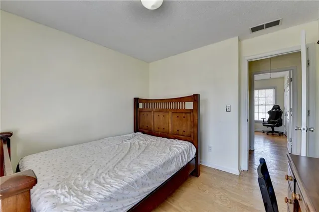 $2,999 | 435 Leasingham Way, Duluth, GA 30097