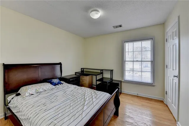 $2,999 | 435 Leasingham Way, Duluth, GA 30097