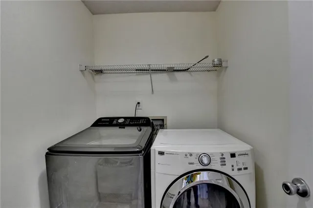 $2,999 | 435 Leasingham Way, Duluth, GA 30097