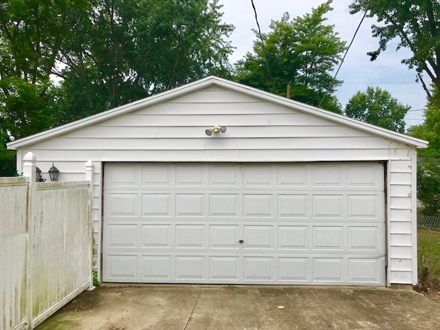 4918 Sherbrooke Road Evansville, IN 47710 - Photo 2 of 19 Gallery Image 2