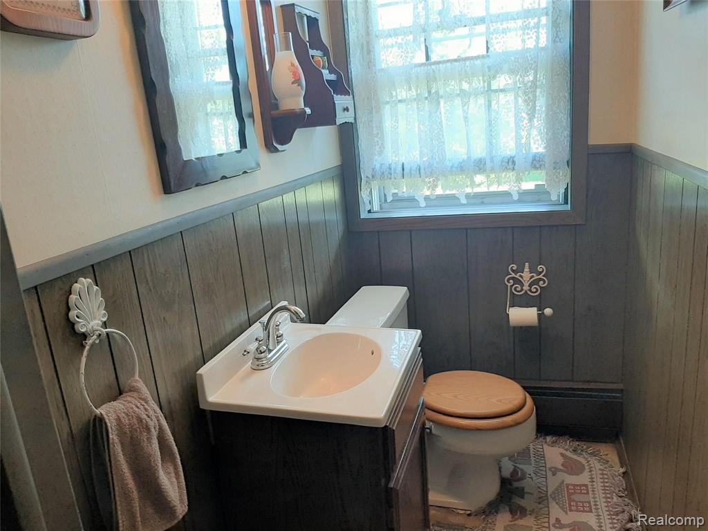 5311 Barnes Road Millington, MI 48746 - Photo 14 of 23