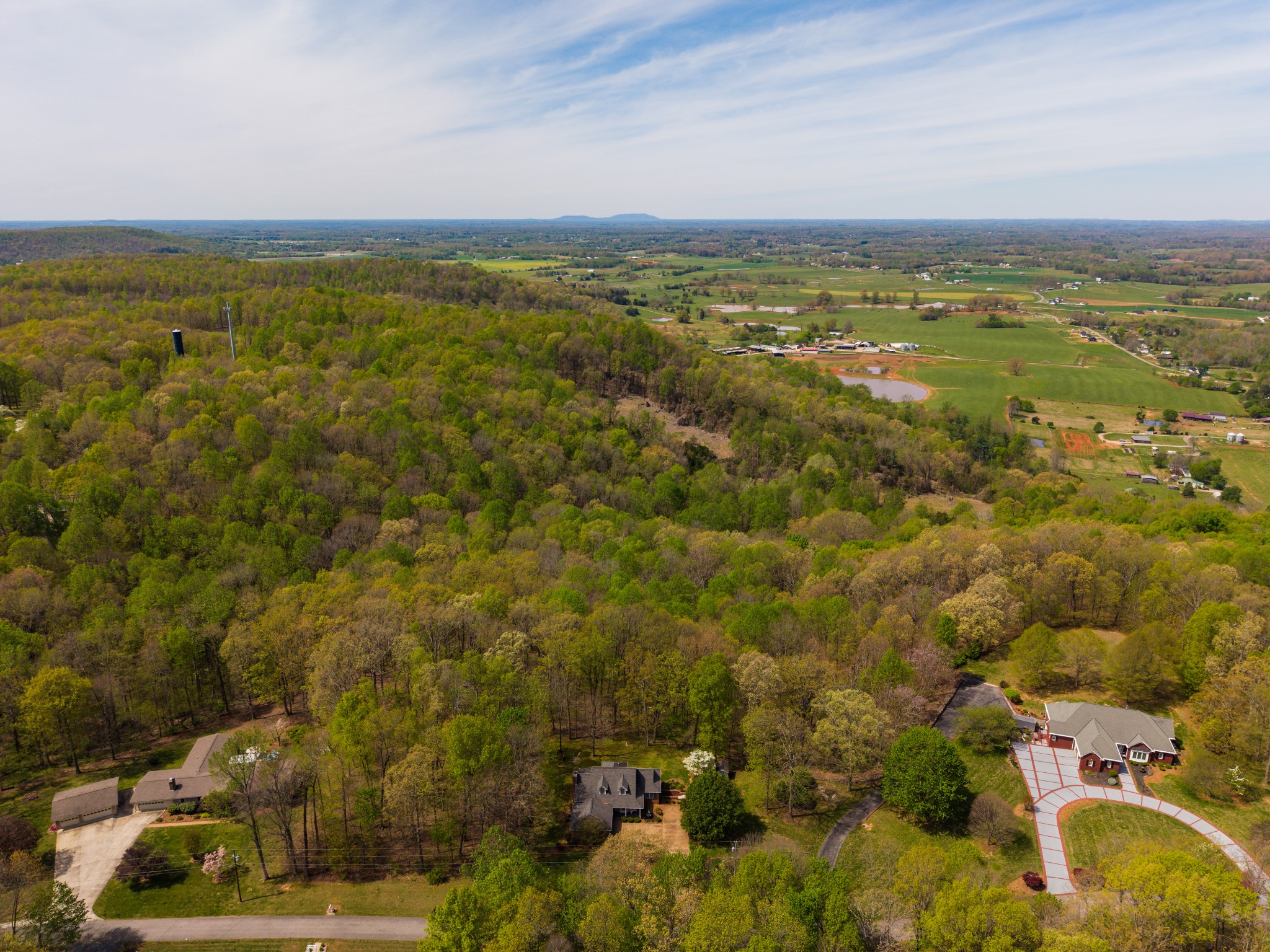 1876 Ridgewood Drive Sparta, TN 38583 - Photo 3 of 63