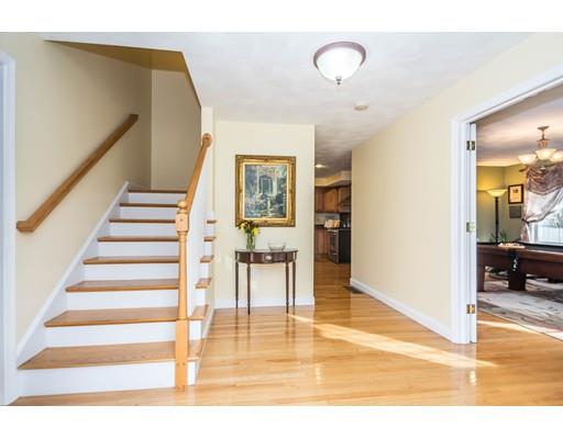 392 Foster Road Tewksbury, MA 01876 - Photo 2 of 30 Gallery Image 2