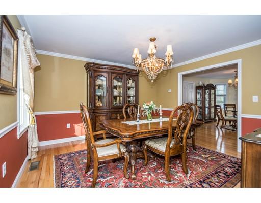 392 Foster Road Tewksbury, MA 01876 - Photo 4 of 30 Gallery Image 4
