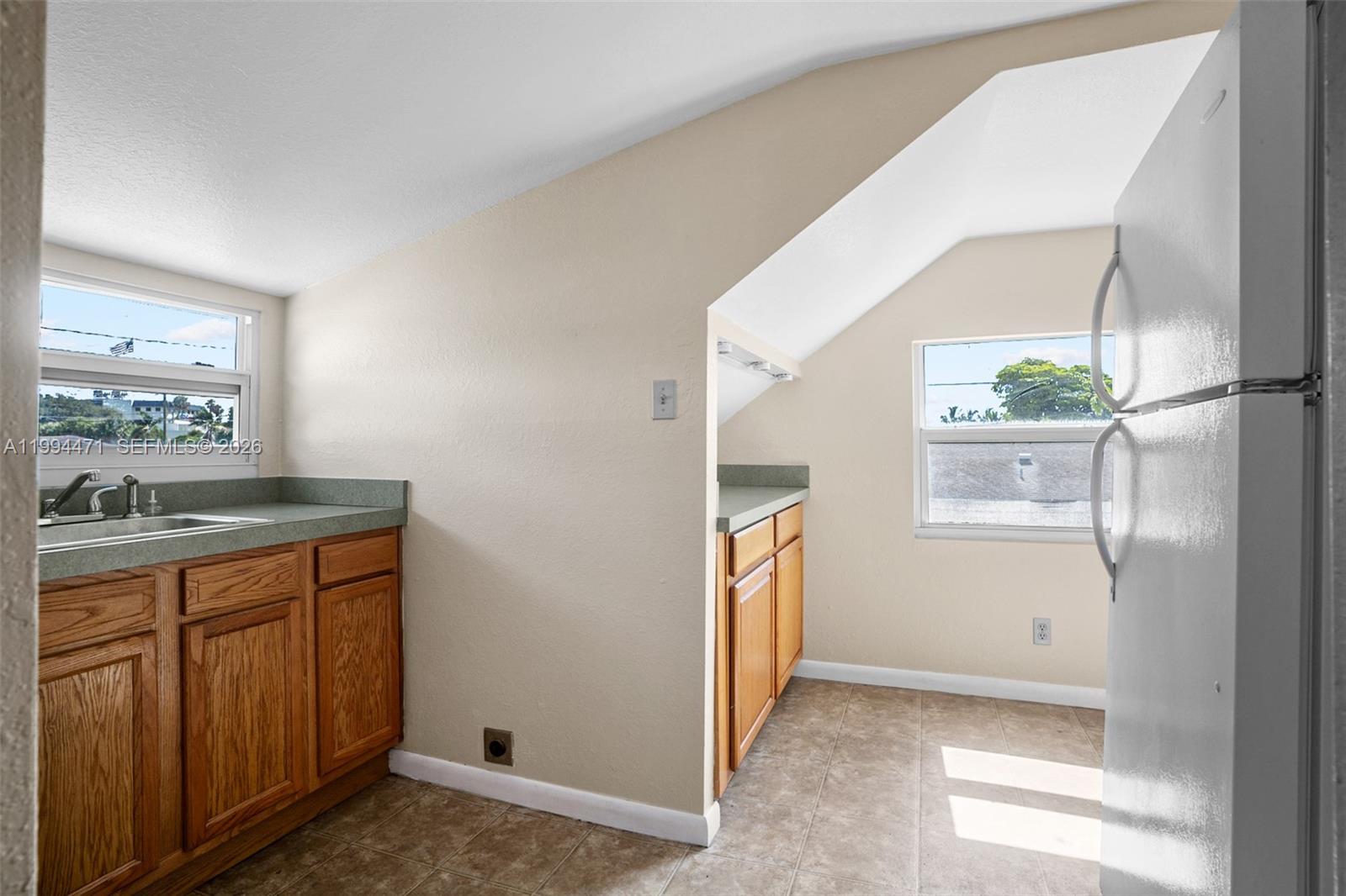 212 Southwest 11th Street Dania Beach, FL 33004 - Photo 26 of 42