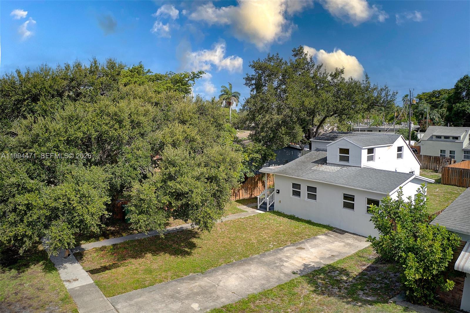 212 Southwest 11th Street Dania Beach, FL 33004 - Photo 35 of 42