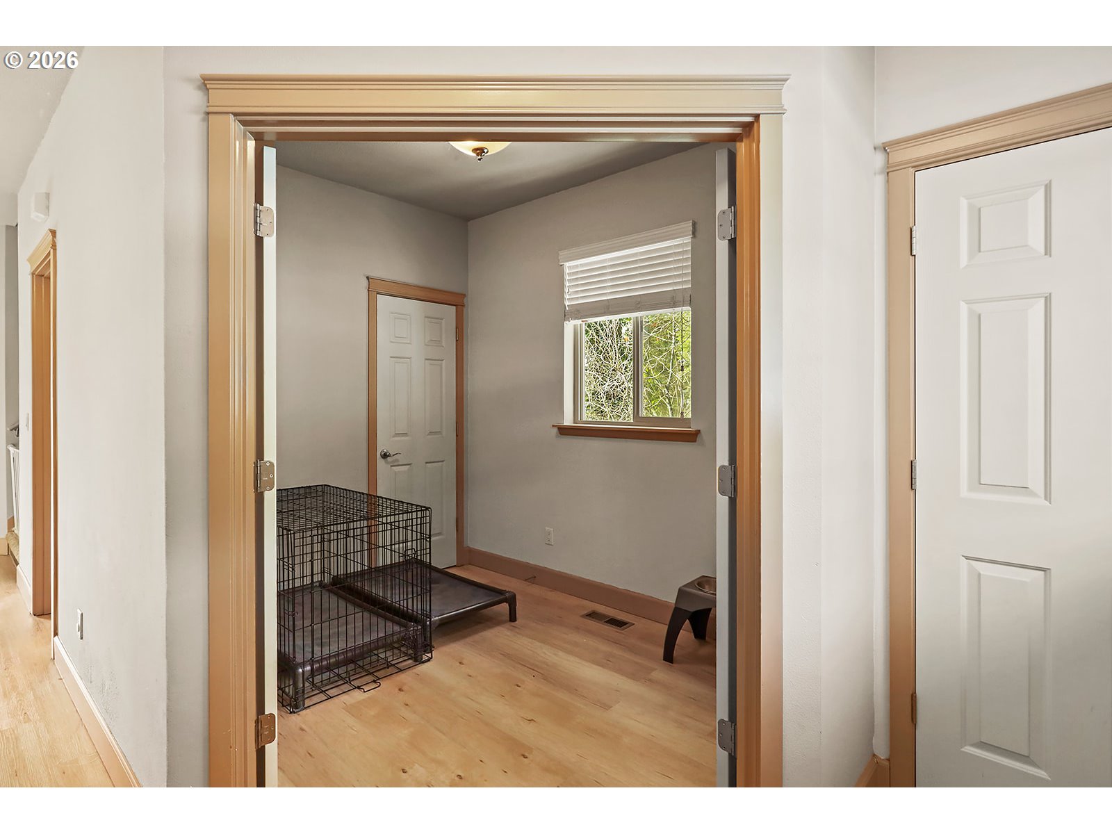 41 Lasher Street, Unit C4 Stevenson, WA 98648 - Photo 21 of 48 a bathroom with a sink and a mirror