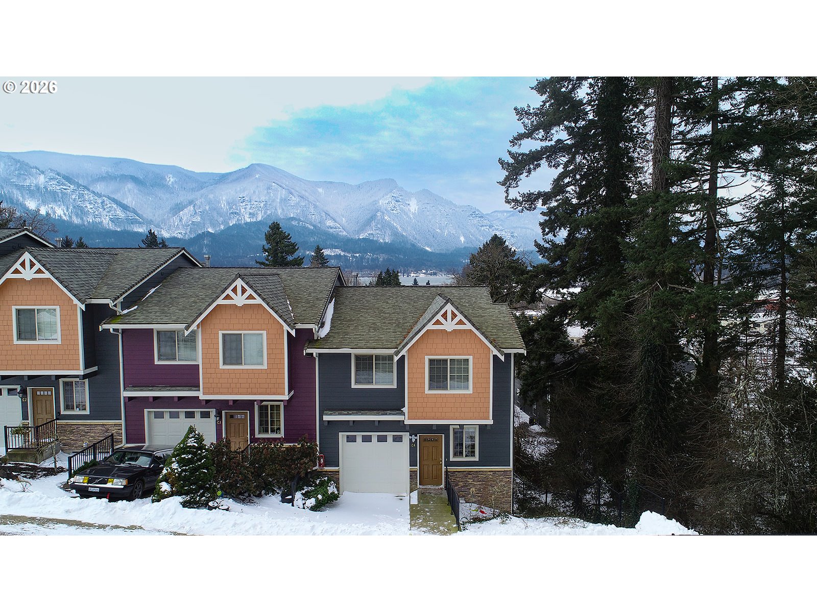 41 Lasher Street, Unit C4 Stevenson, WA 98648 - Photo 41 of 48 a front view of a house with a yard