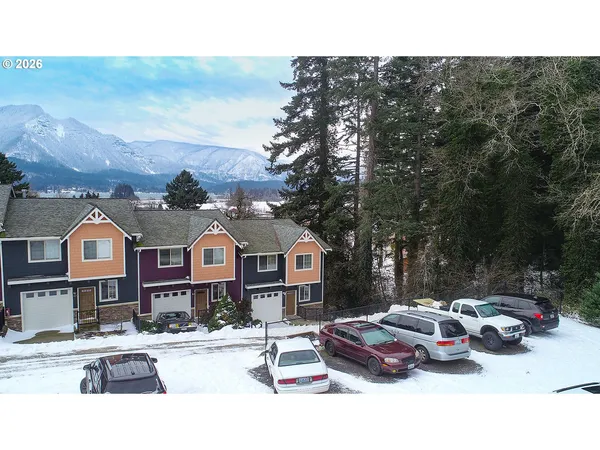 $420,000 | 41 Lasher Street, Unit C4, Stevenson, WA 98648