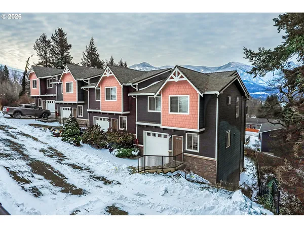 $420,000 | 41 Lasher Street, Unit C4, Stevenson, WA 98648