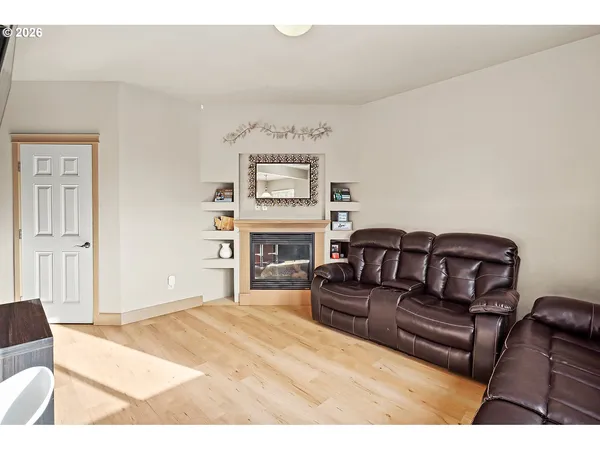 $420,000 | 41 Lasher Street, Unit C4, Stevenson, WA 98648