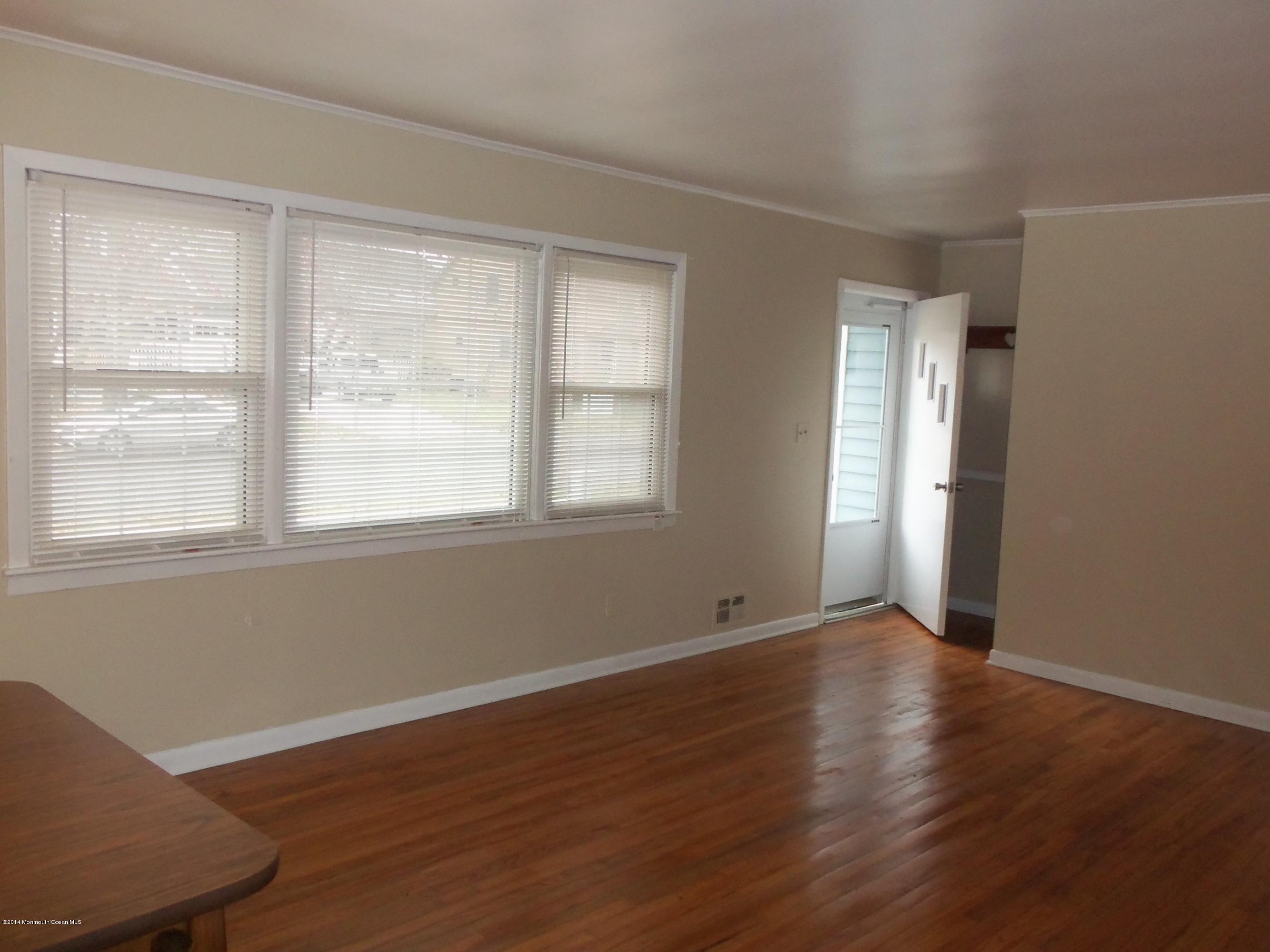 65 Manito Road Manasquan, NJ 08736 - Photo 2 of 6 100_4482