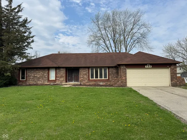 $1,795 | 488 Orchardview Drive, Greenwood, IN 46142