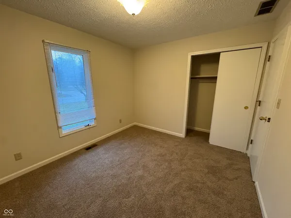 $1,795 | 488 Orchardview Drive, Greenwood, IN 46142