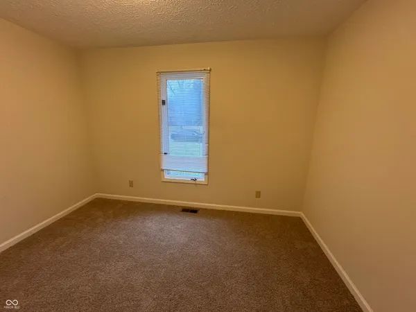 $1,795 | 488 Orchardview Drive, Greenwood, IN 46142