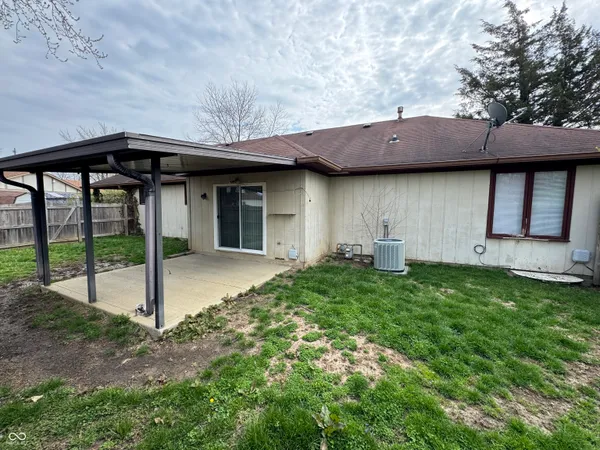 $1,795 | 488 Orchardview Drive, Greenwood, IN 46142