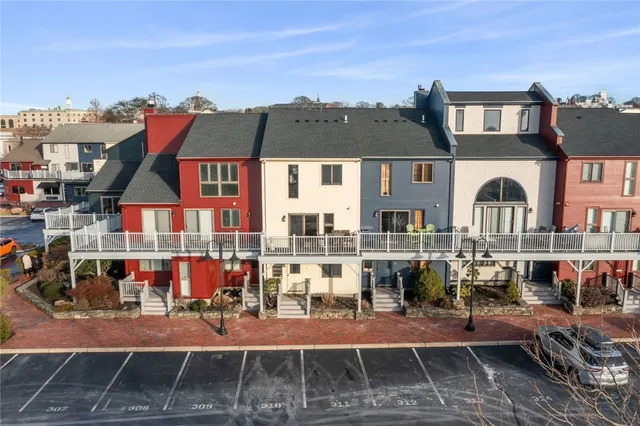 $8,000 | 310 Swans Wharf Row, Newport, RI 02840