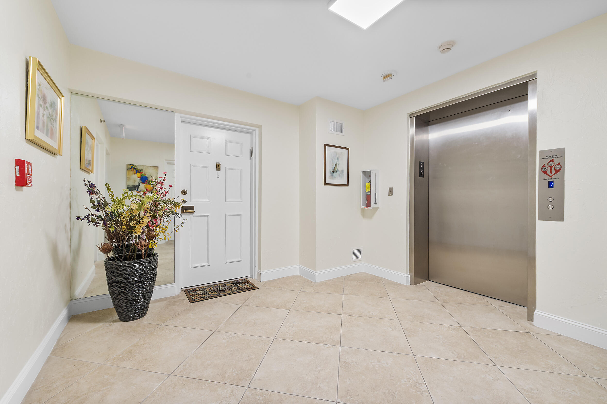 7209 Promenade Drive, Unit 201 Boca Raton, FL 33433 - Photo 4 of 41 a view interior of the house