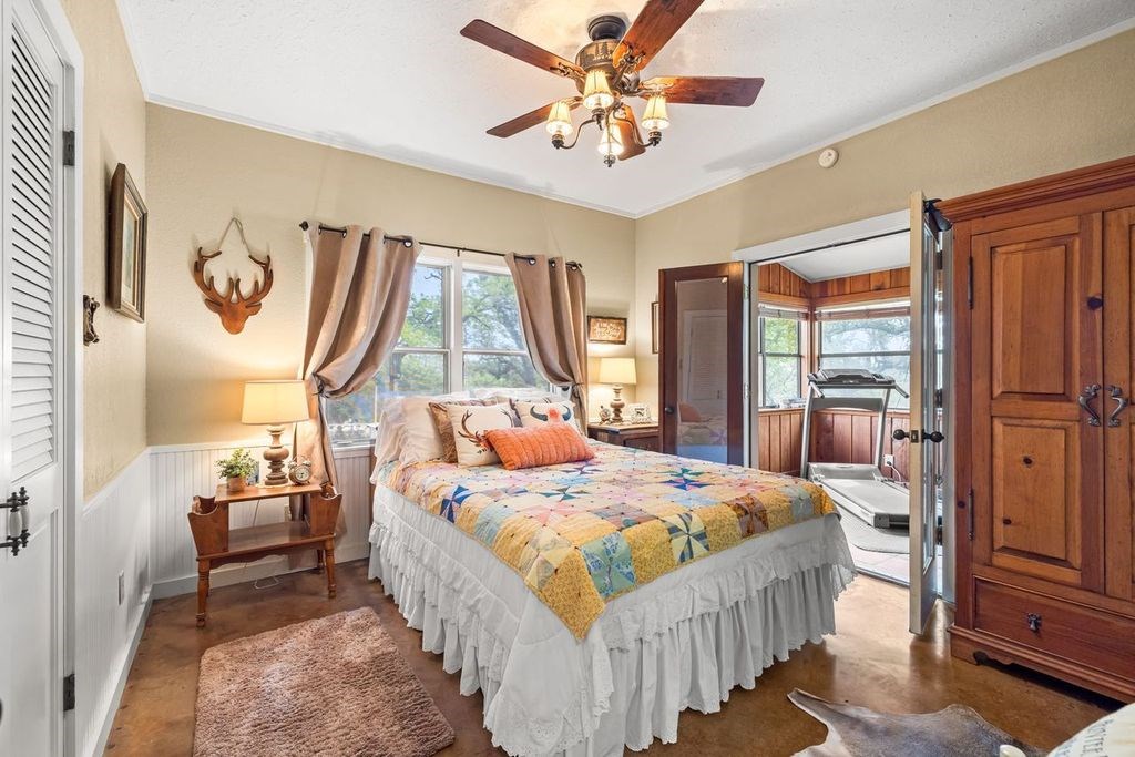 257 Encino Loop Kerrville, TX 78028 - Photo 33 of 92