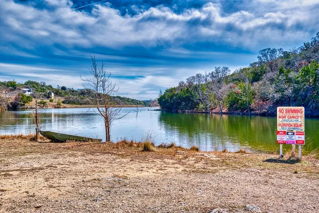 $1,200,000 | 257 Encino Loop, Kerrville, TX 78028