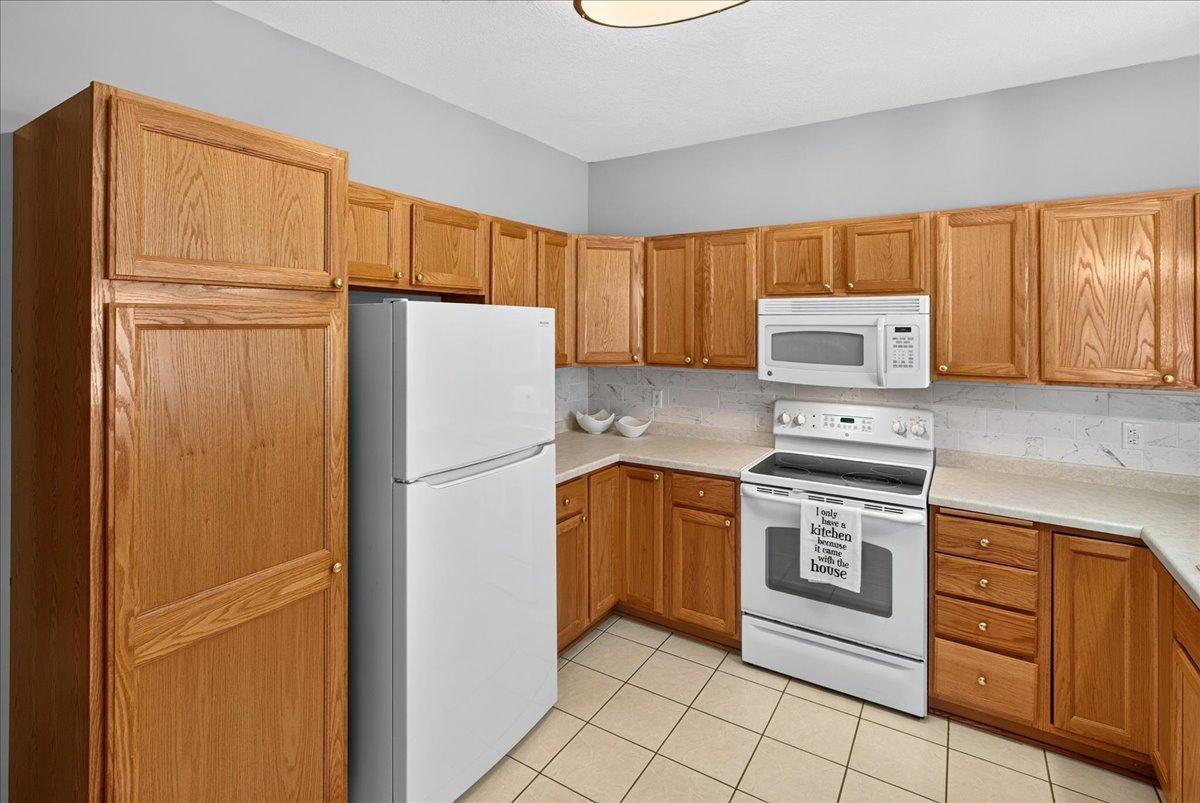 13955 Erwin Court Eden Prairie, MN 55344 - Photo 13 of 35