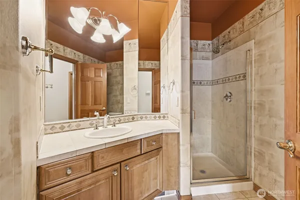 $997,000 | 1104 V Street Northwest, Auburn, WA 98001