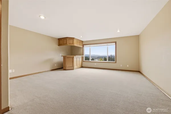 $997,000 | 1104 V Street Northwest, Auburn, WA 98001