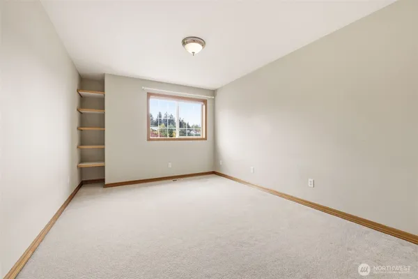 $997,000 | 1104 V Street Northwest, Auburn, WA 98001