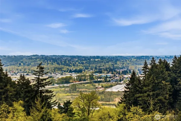 $997,000 | 1104 V Street Northwest, Auburn, WA 98001