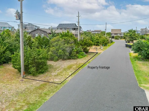 $259,000 | 25264 Sea Isle Hills Drive, Waves, NC 27982