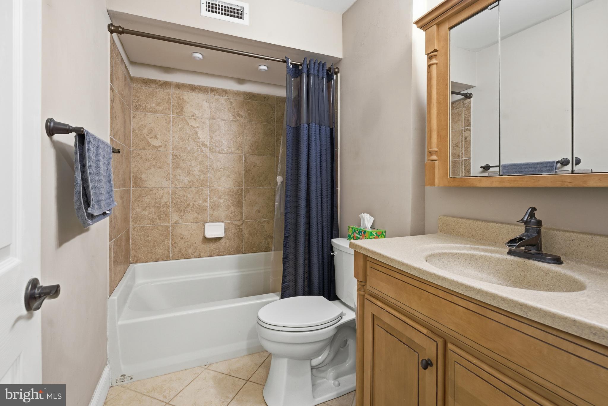 411 Stiles Avenue, Unit D10 Maple Shade, NJ 08052 - Photo 12 of 17