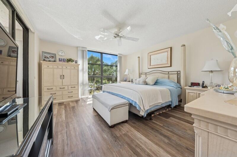 6562 Boca Del Mar Drive, Unit 321 Boca Raton, FL 33433 - Photo 11 of 21 Primary Bedroom