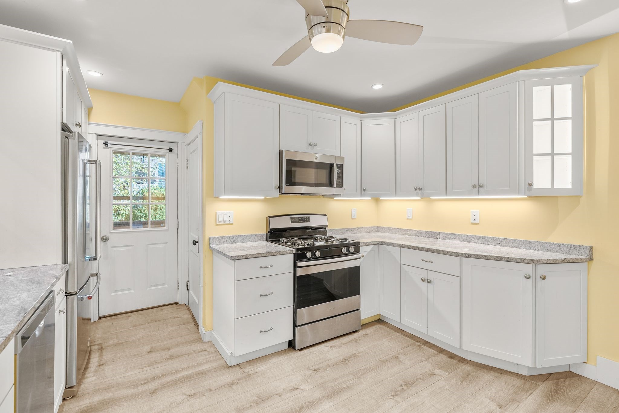 14 Marine Road, Unit 1 Boston, MA 02127 - Photo 19 of 34 Gallery Image 19