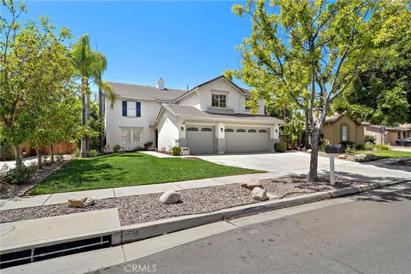$1,050,000 | 444 Appleby Street, Corona, CA 92881